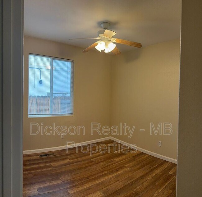 Building Photo - 2388 Sapphire Ridge Way