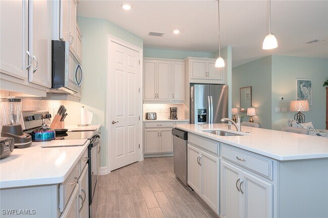 Building Photo - 16551 Crescent Beach Way