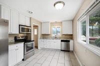 Building Photo - 6332 Xerxes Ave S