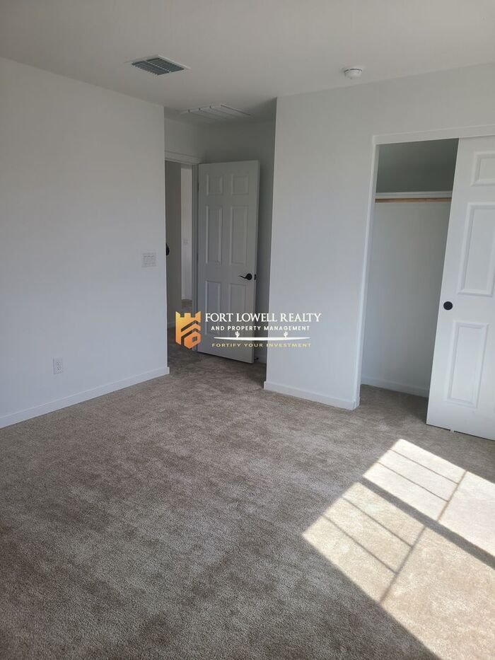 Building Photo - 18374 W Weatherby Dr