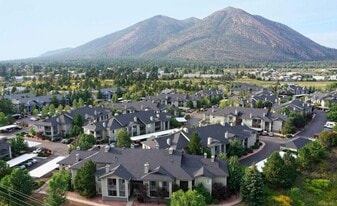 Building Photo - 4343 E Soliere Ave