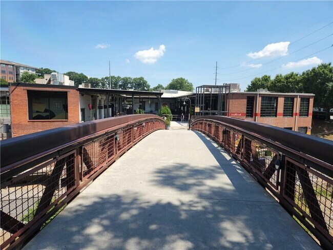 Building Photo - 1100 Howell Mill Rd NW