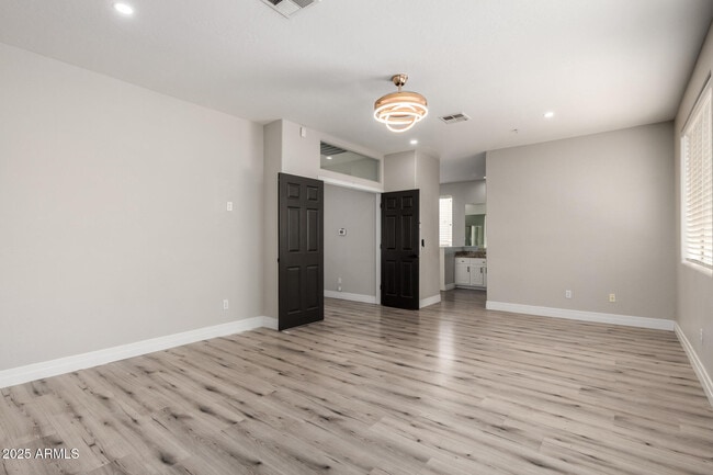 Building Photo - 10591 E Firewheel Dr