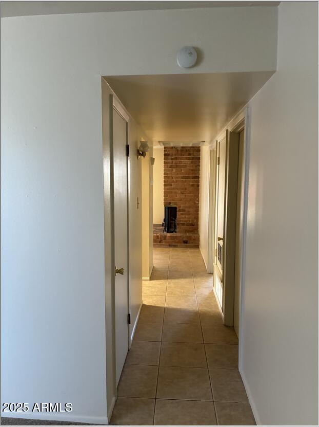 Building Photo - 414 E Hermosa Dr