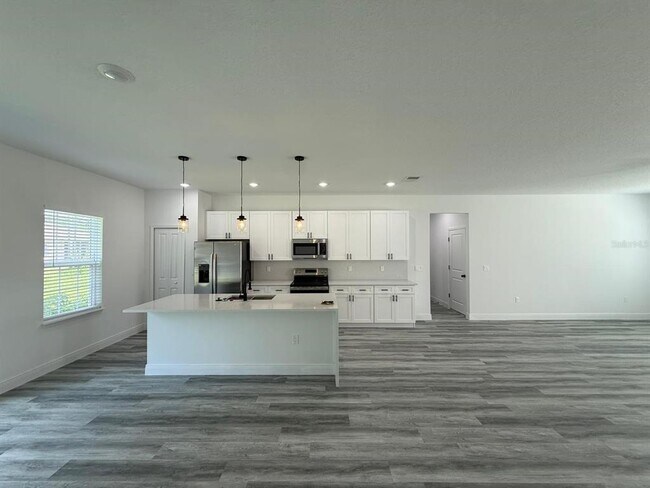 Building Photo - 2693 SW 153rd Pl Rd