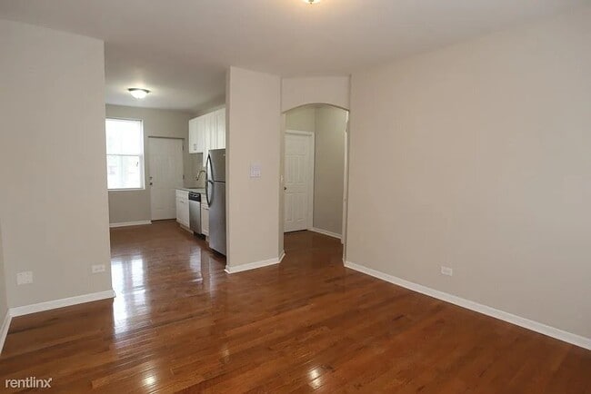 Building Photo - 3916 W Altgeld St