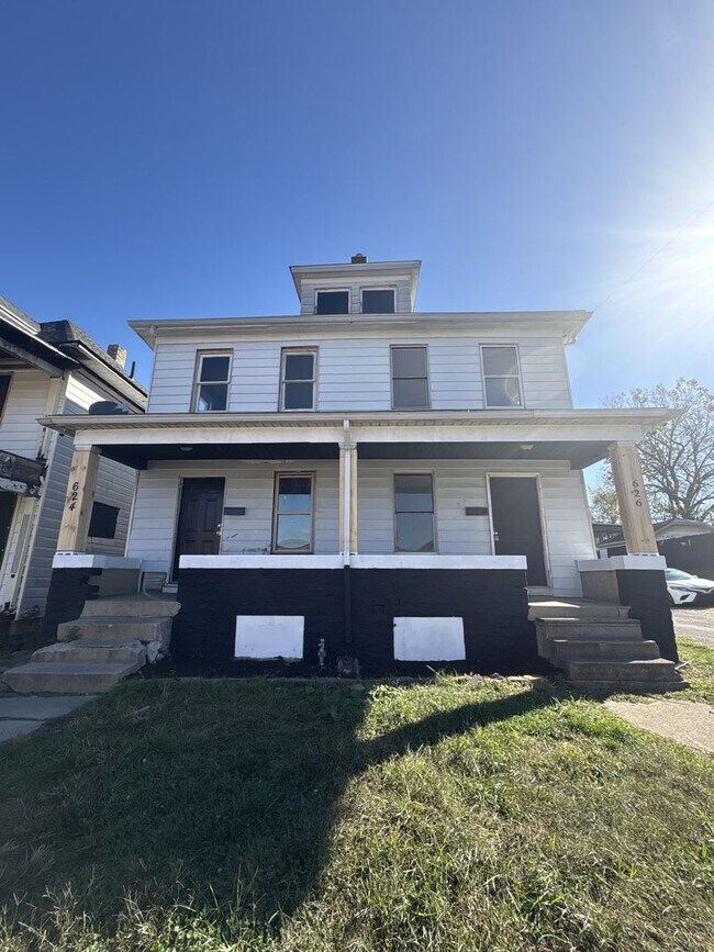 Building Photo - newly renovated