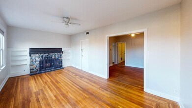 Building Photo - Renovated 2 Bedroom Apartment in Wooster Square!