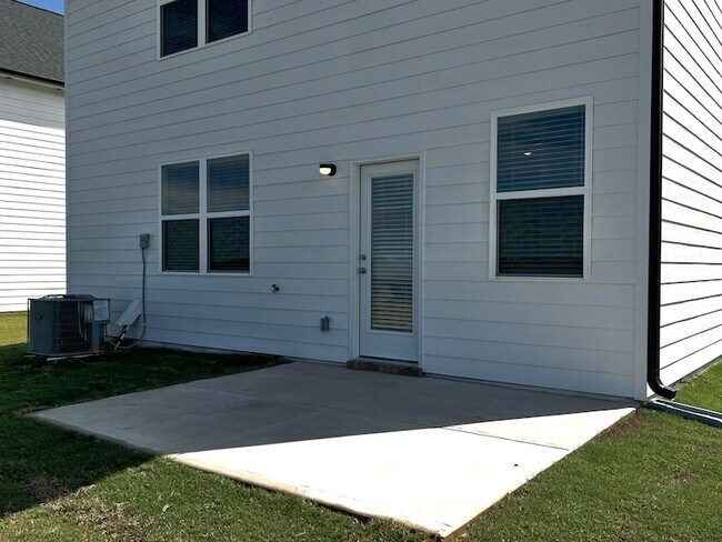 Building Photo - 937 Raghorn Rd
