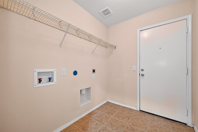 Building Photo - 21303 Beacon Springs Lane