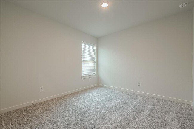 Building Photo - 7538 Coral Ter Dr