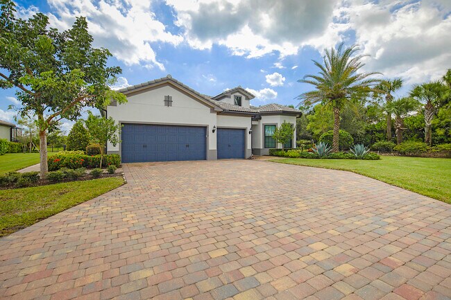 Building Photo - 11624 SALLY ANN Dr