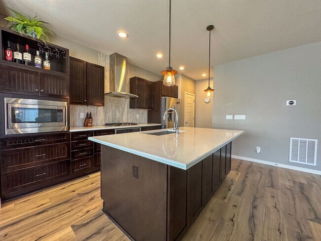 Building Photo - Upgraded 3-Bedroom home in Stepping Stone