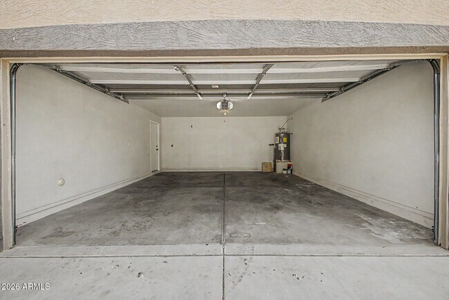Building Photo - 742 N 112th Dr