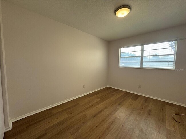 Building Photo - 2040 World Pkwy Blvd