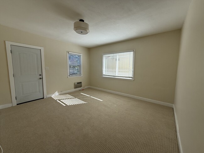Building Photo - 16 Pacheco Ave