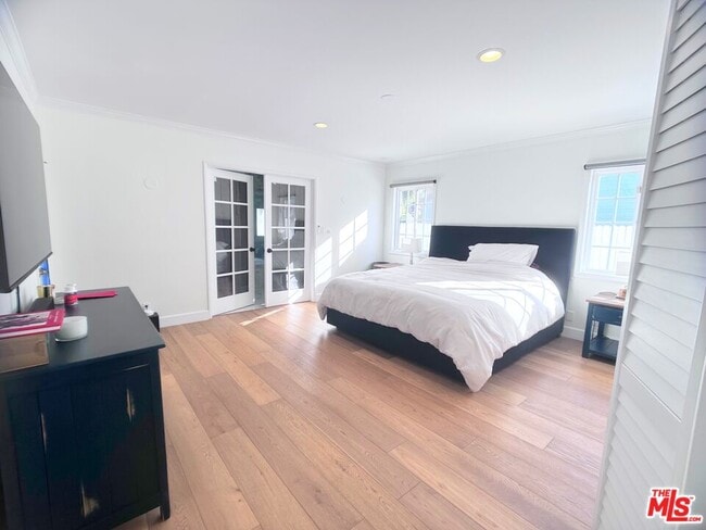 Building Photo - 5664 Donna Ave