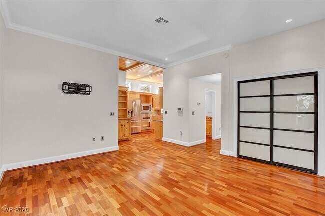 Building Photo - 9005 Opus Dr