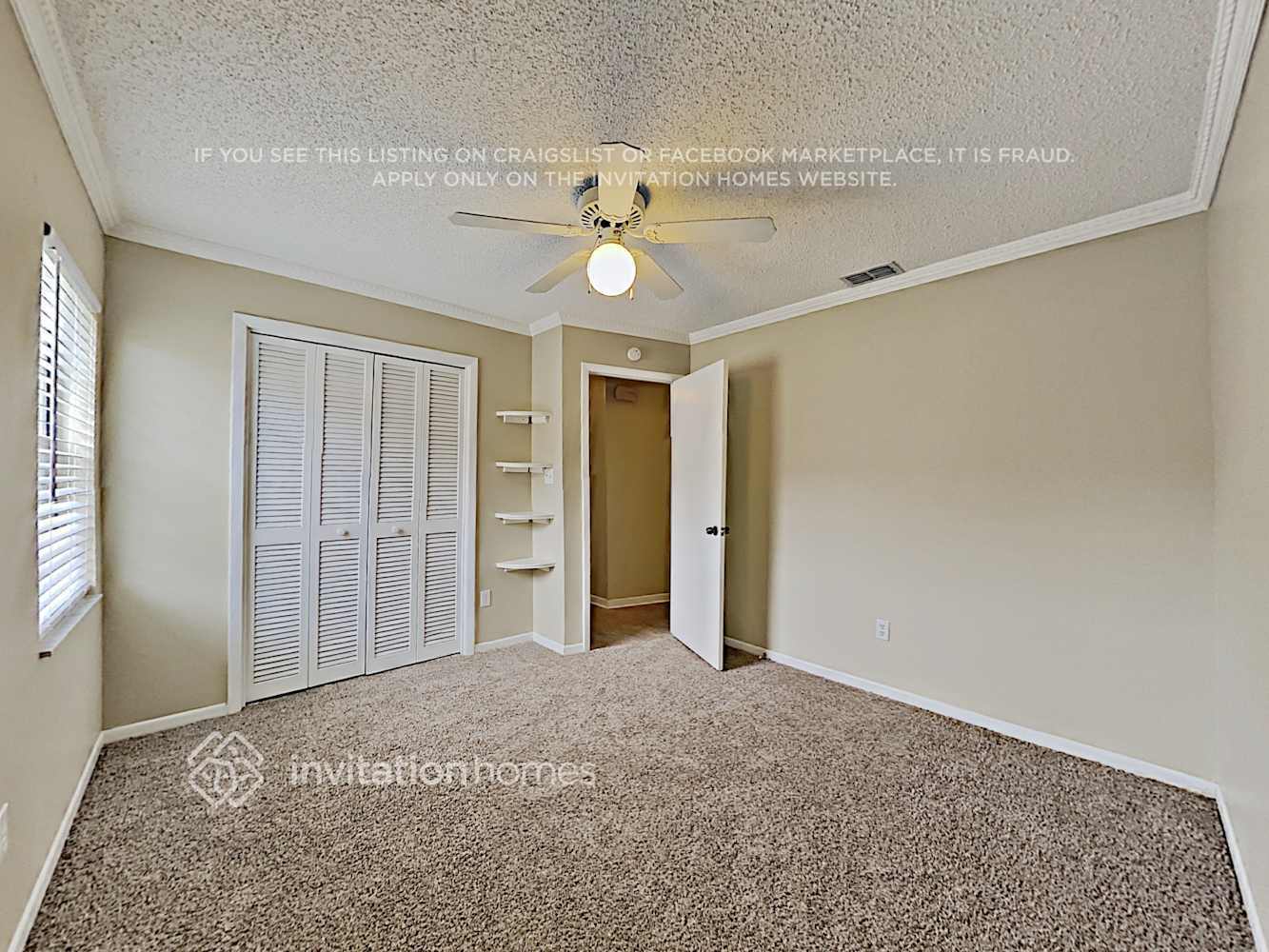 Building Photo - 3922 Dunaire Dr
