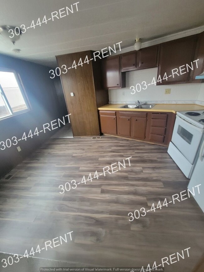 Building Photo - Move In Special!!!!! Move in before January 31st and receive $500 off your first month of rent!!