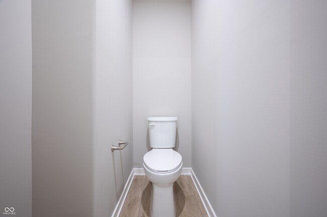 Building Photo - 7294 Broadview Ln