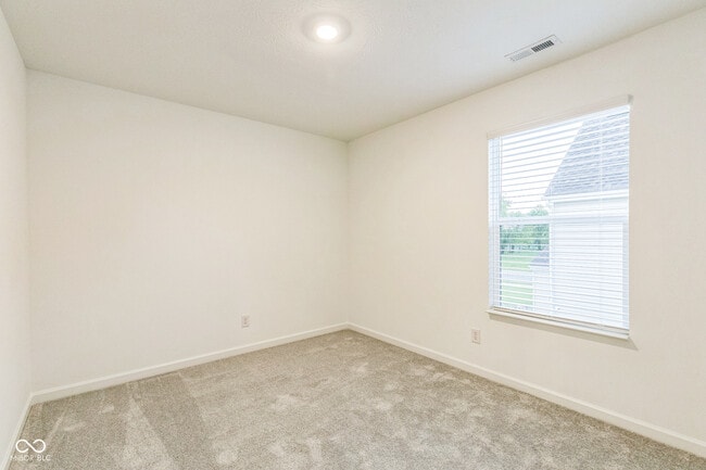 Building Photo - 3449 Briarwick Dr