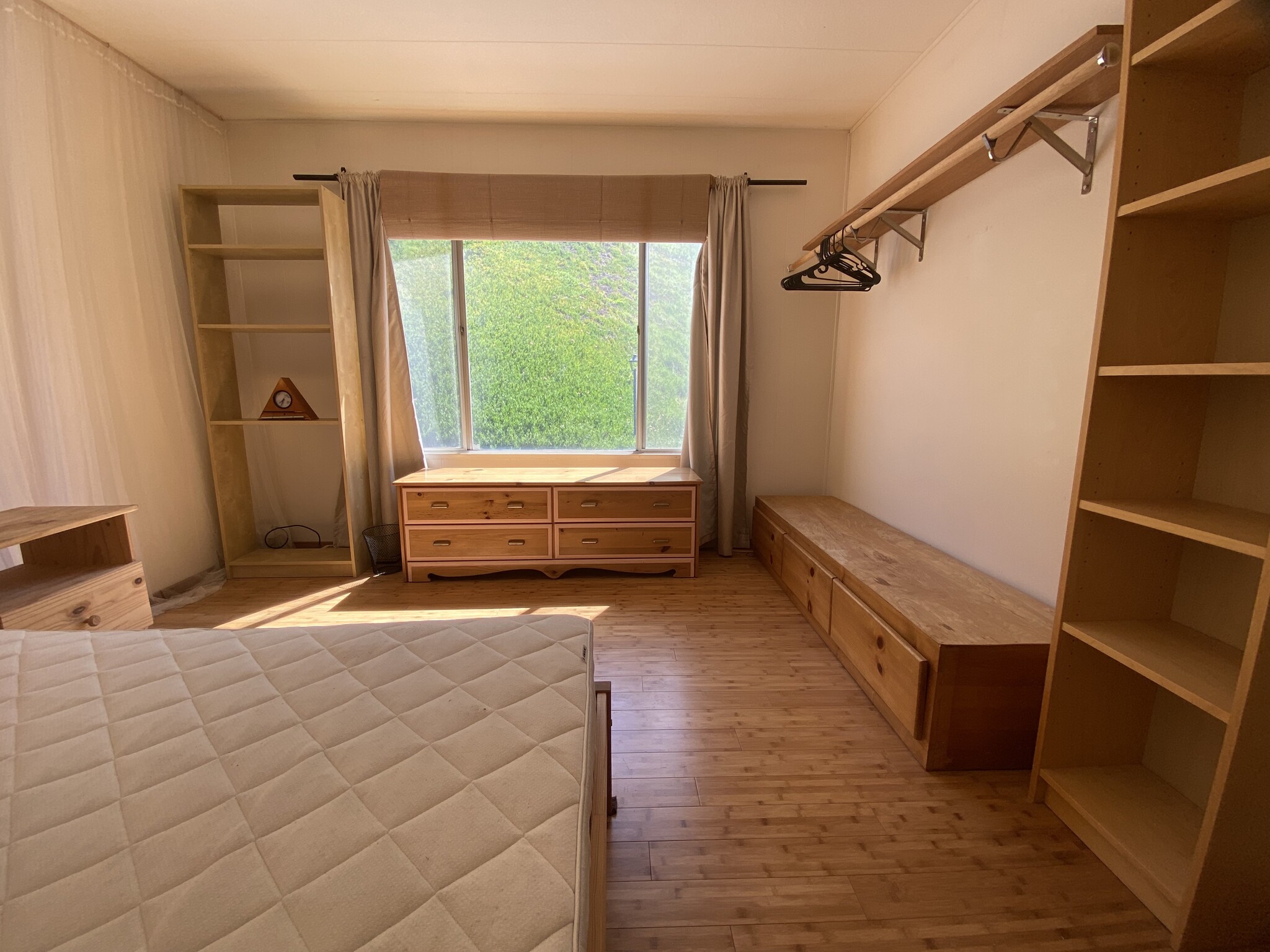 Guest room - 1206 Supi Ln