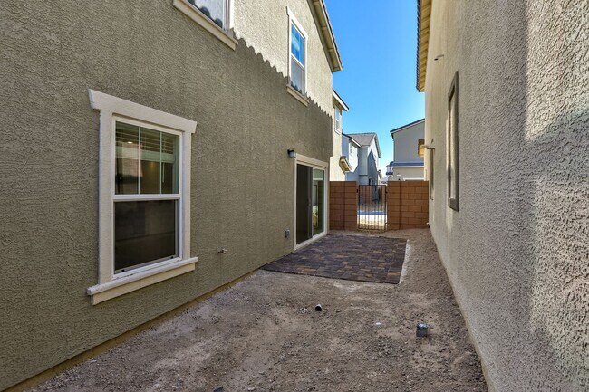 Building Photo - 3659 Bitonto Ln