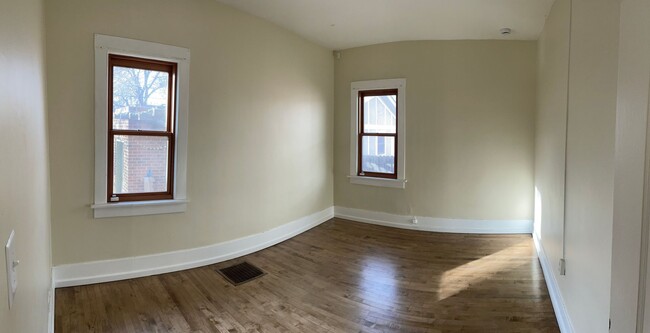 Building Photo - Charming 3-Bedroom Home for Rent in Denver...