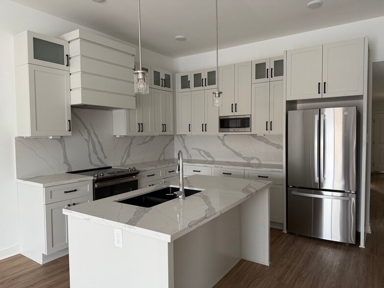Building Photo - 3802 NW 93rd St