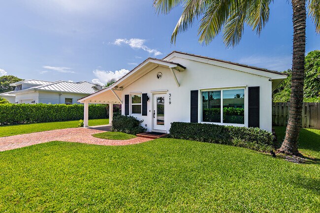 Primary Photo - 319 Hunter St