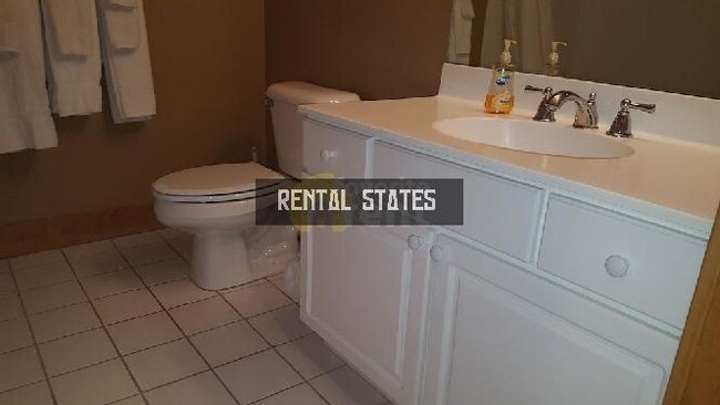 Building Photo - 4 bedroom in Boyne Falls MI 49713