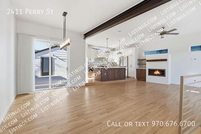 Building Photo - 2411 Perry St