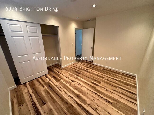 Building Photo - 6974 Brighton Dr