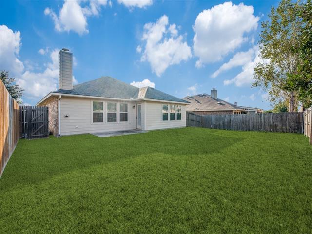 Building Photo - 3605 Chapel Hill Lane