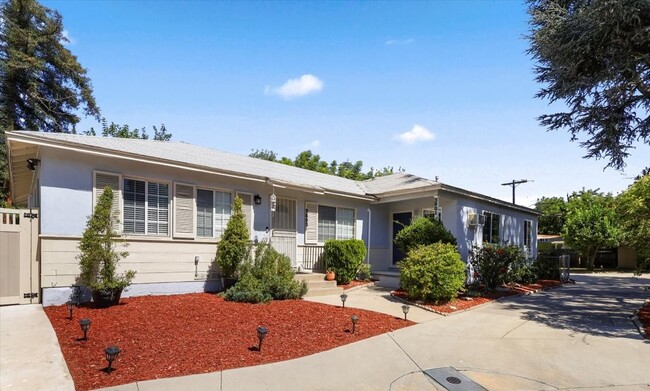 Building Photo - 3801 Legion Ln
