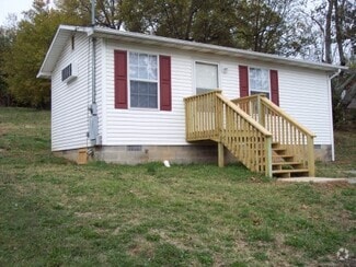 Building Photo - 1513 Brown Ave