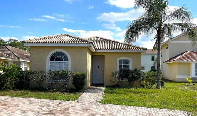 Primary Photo - 506 Parsley Ct