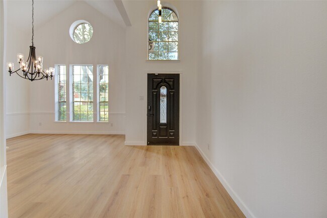 Building Photo - 1815 Chessgate Ct