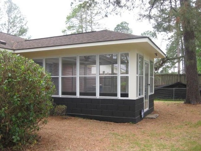 Building Photo - 134 Greene Dr