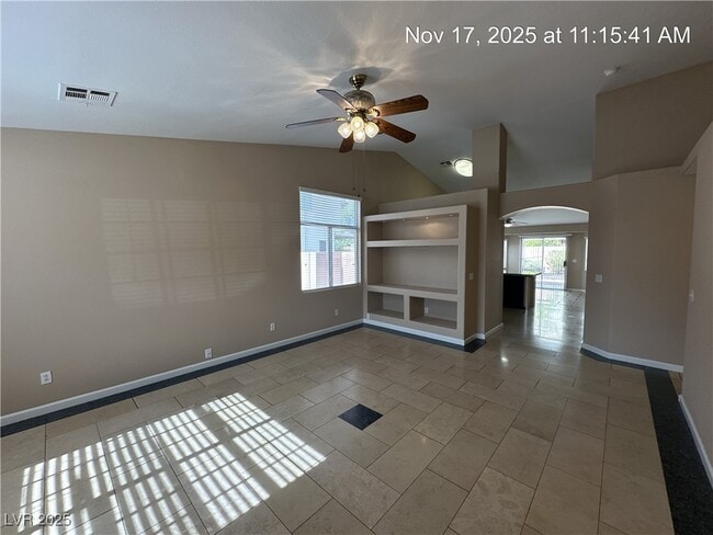 Building Photo - 5320 Corbett St