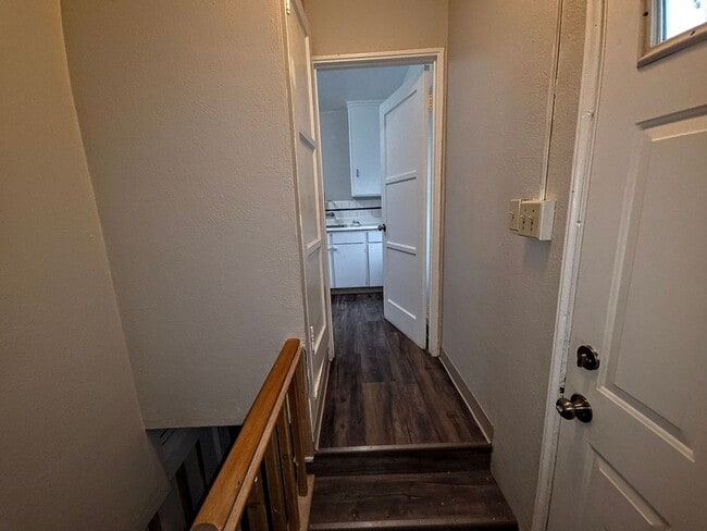 Building Photo - 5617 E Parkwater Ave