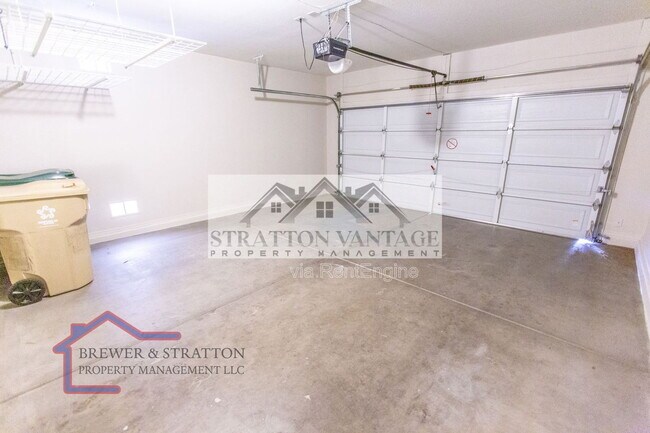 Building Photo - 3533 W Sousa Ct