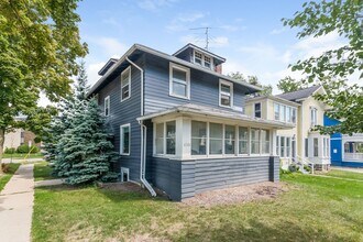 Building Photo - Available for Reservation MAY 2026