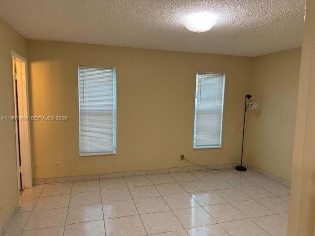 Building Photo - 326 N 61st Terrace