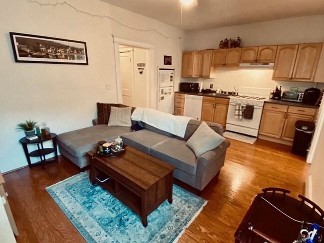 Building Photo - Allston 2-bedroom