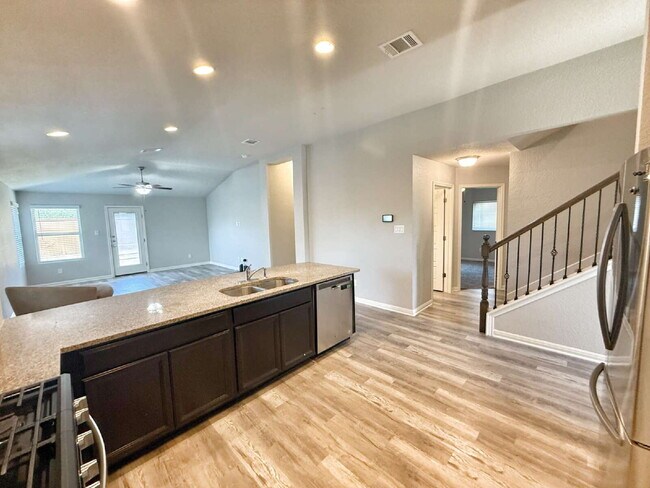 Building Photo - 3-Bed, 2-Bath Tribute Ranch Home w/ Office...