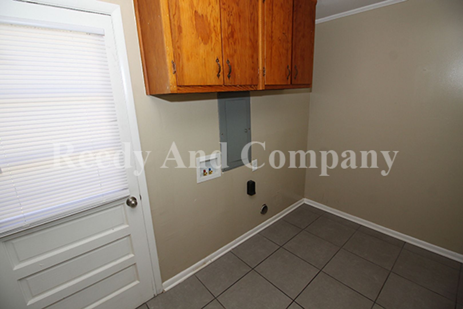 Building Photo - 3792 Kipling Ave