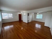 Building Photo - Ebers/Cape May