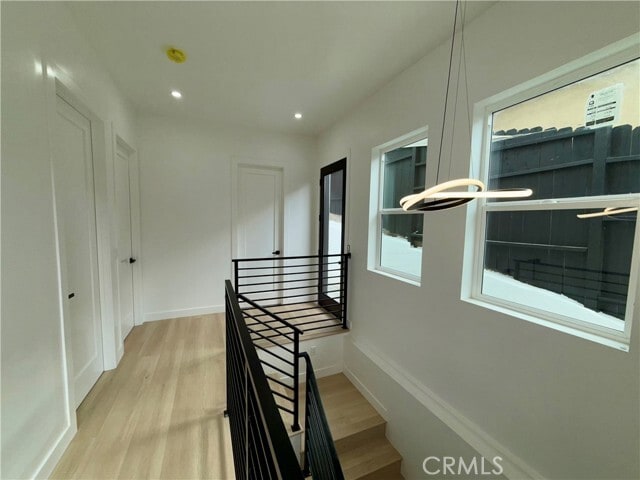 Building Photo - 1226 N Alma Ave